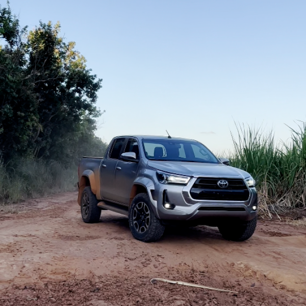 🚙💰 HILUX SRX 2024 OU R$ 372 MIL NO PIX! 🚙💰